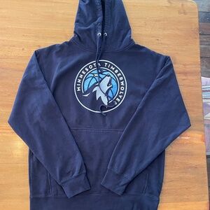 Minnesota Timberwolves hoodie size M